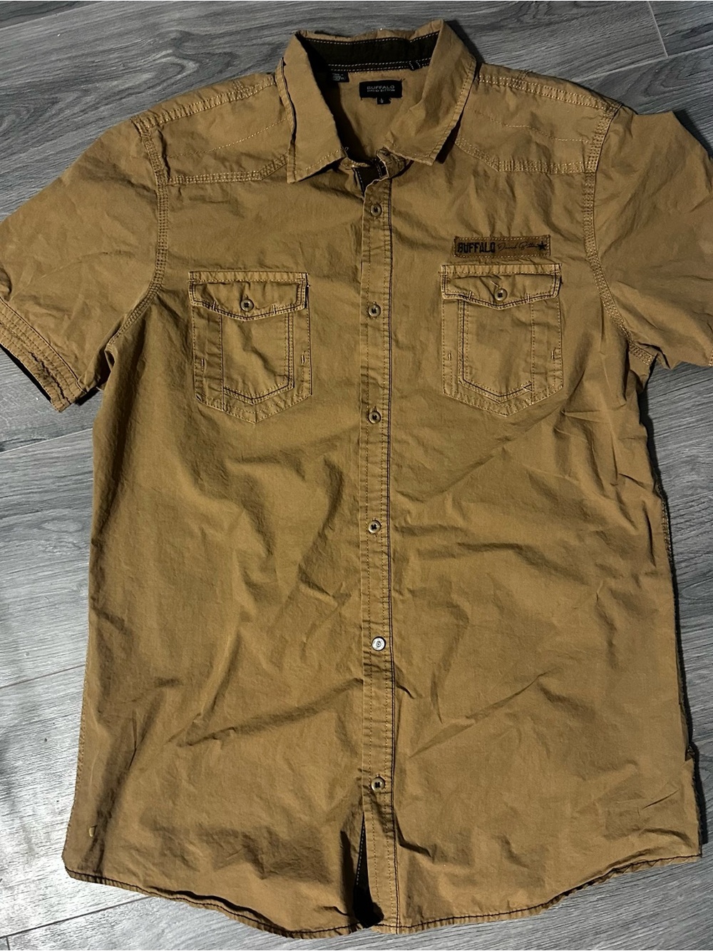Buffalo David Bitton Men's Short-Sleeve Button-Down Shirt in Tan